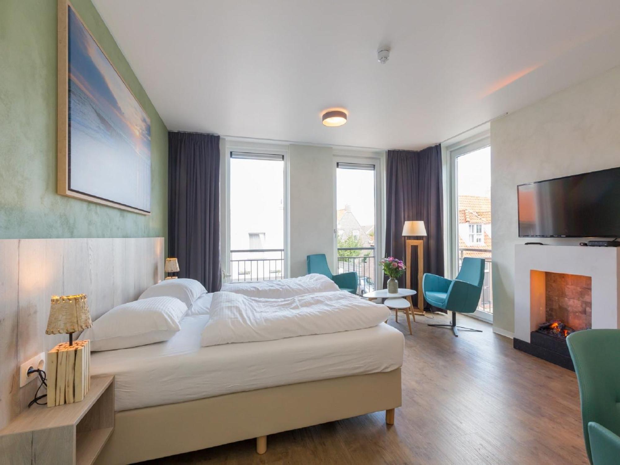 Luxurious Studio For 2 People A 1 Minute Walk From The Beach Of Zoutelande Dış mekan fotoğraf